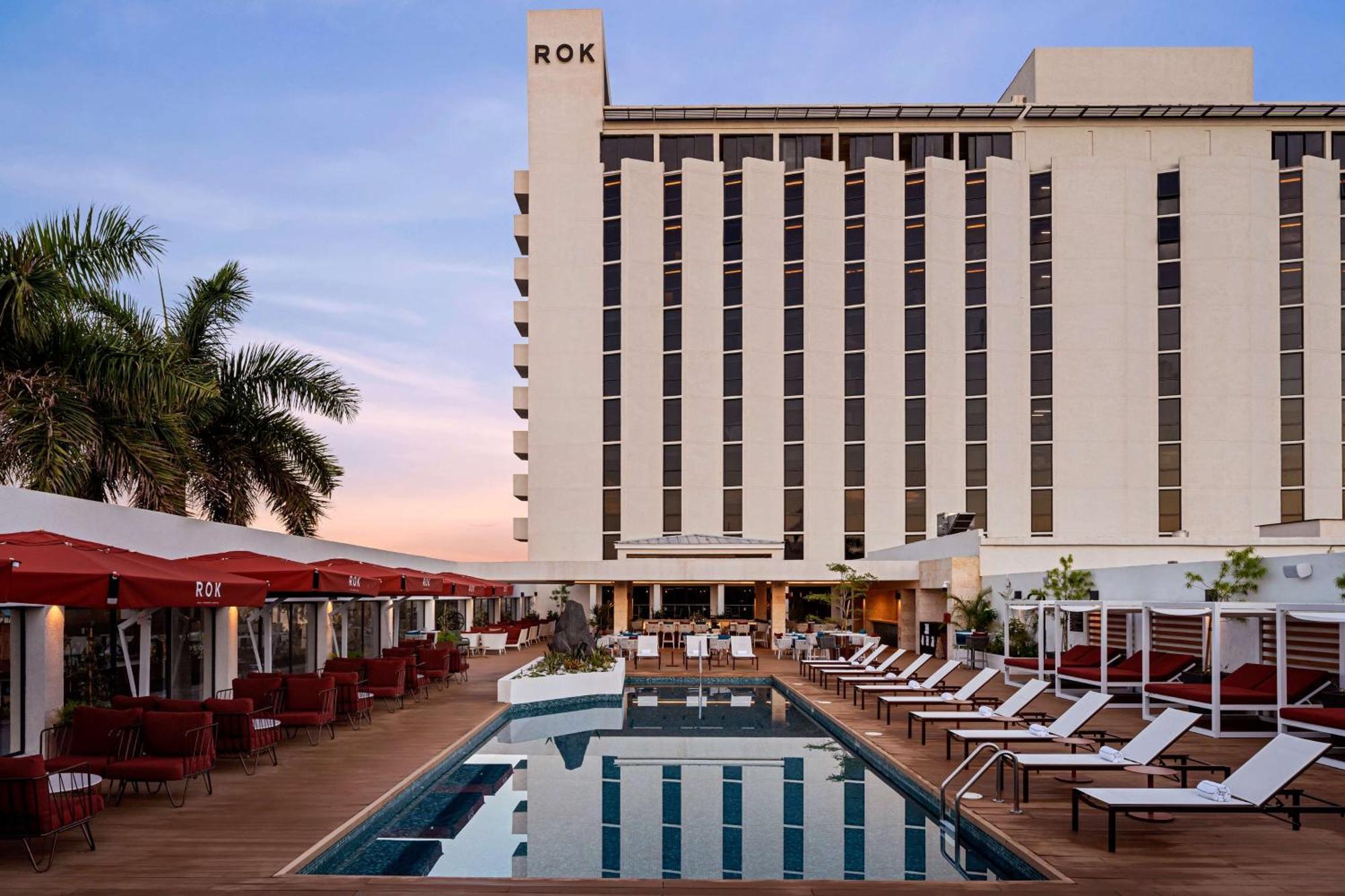 Rok Hotel Kingston Tapestry Collection By Hilton Εξωτερικό φωτογραφία